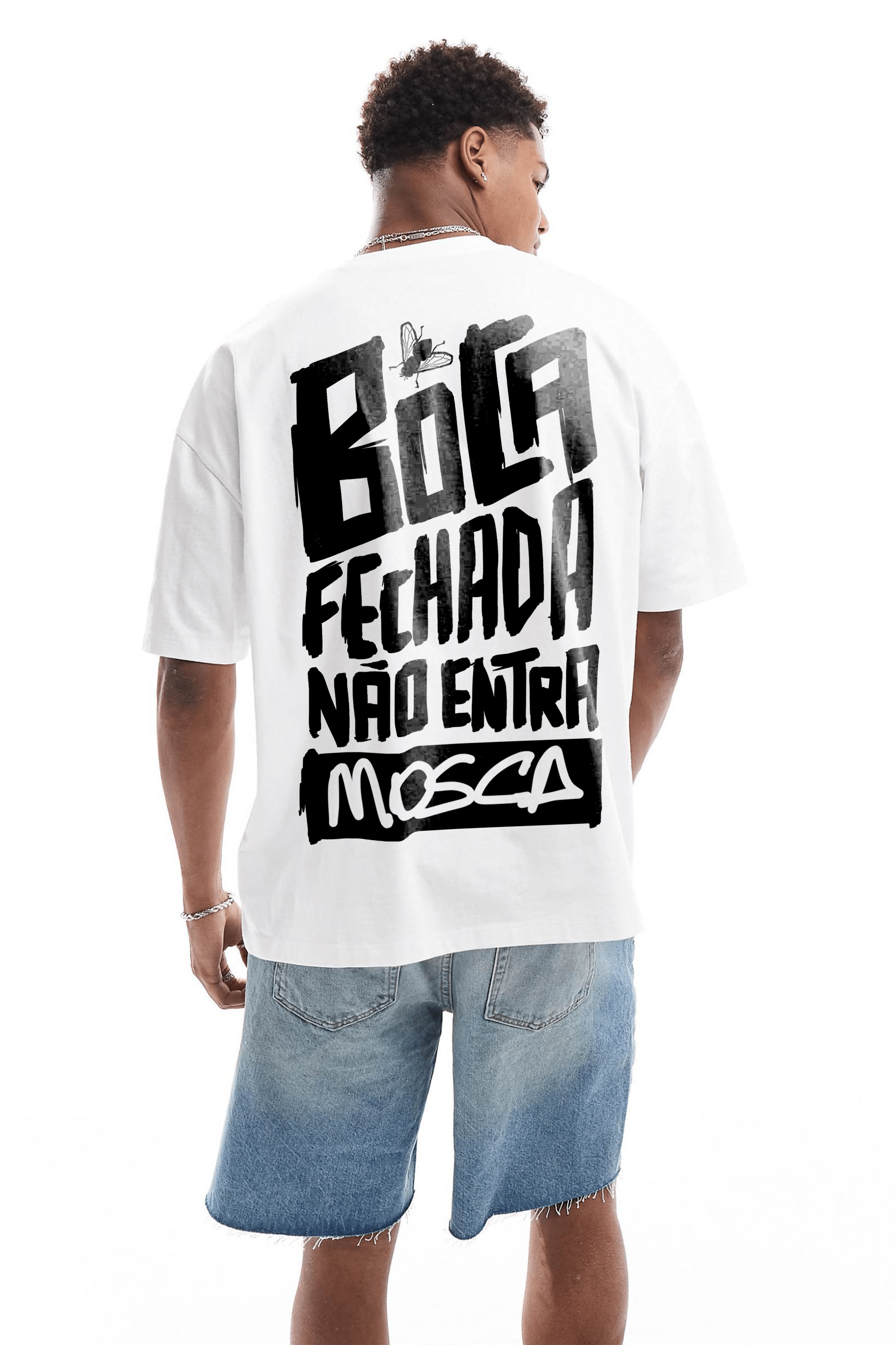Camiseta Streetwear - Boca Fechada