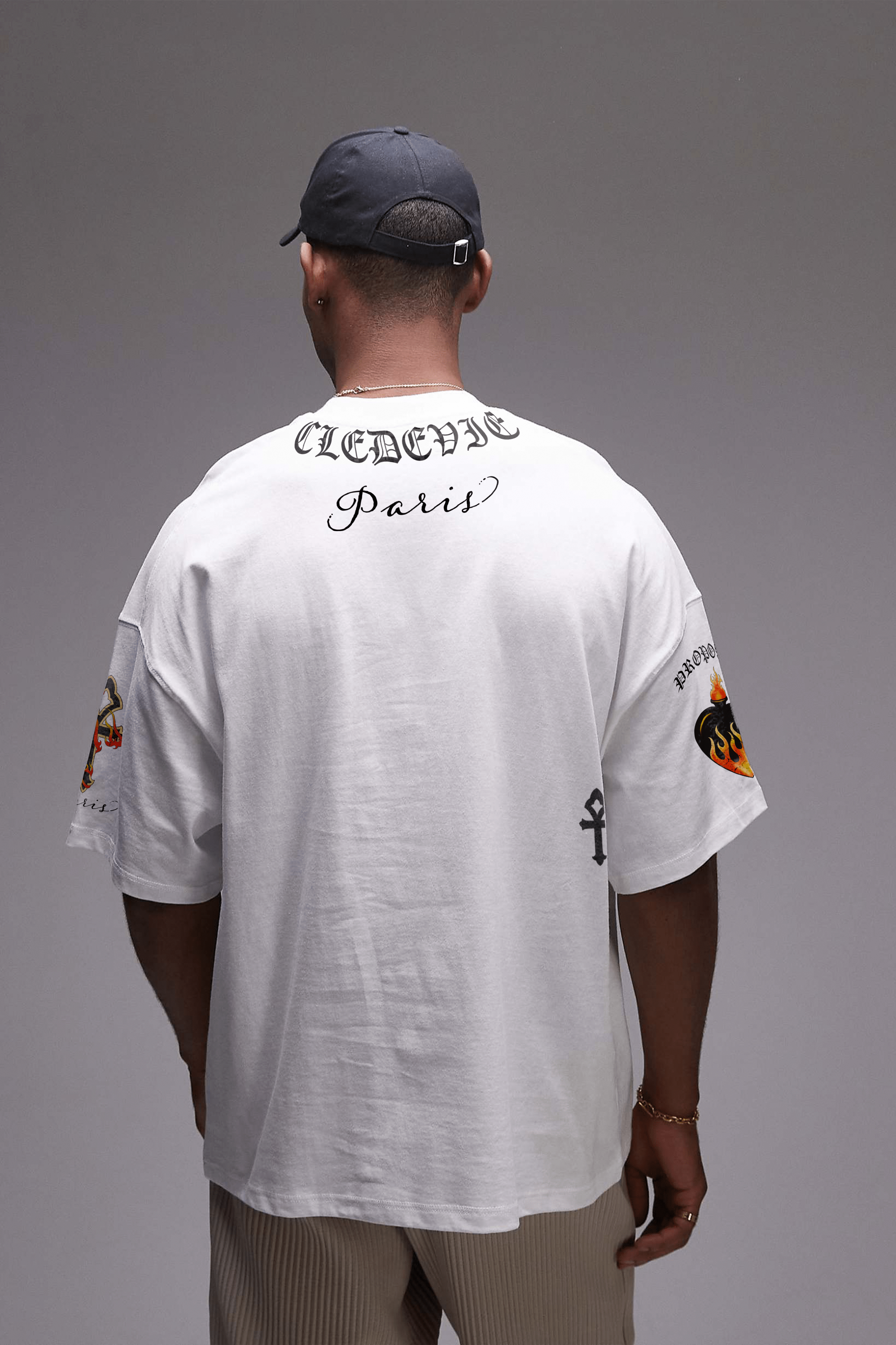CAMISETA, CAMISETA MASCULINA, CAMISETA FEMININA, STREET, OVERSIZED, CAMISETA OVERSIZED, CAMISETA OVER, CAMISETA BRANCA, CAMISETA PRETA, CAMISETA UNISSEX, OVER
