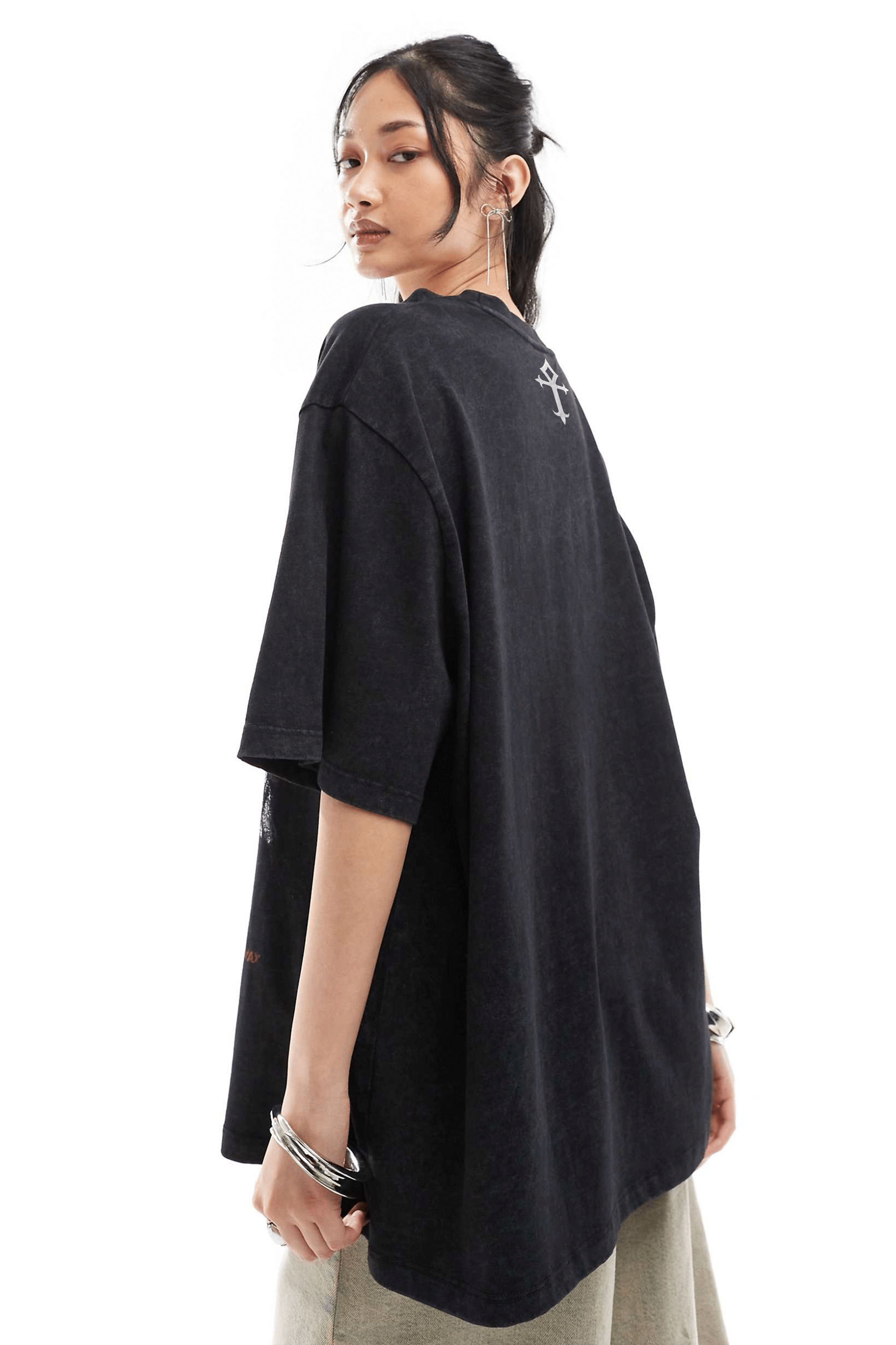 CAMISETA, CAMISETA MASCULINA, CAMISETA FEMININA, STREET, OVERSIZED, CAMISETA OVERSIZED, CAMISETA OVER, CAMISETA BRANCA, CAMISETA PRETA, CAMISETA UNISSEX, OVER