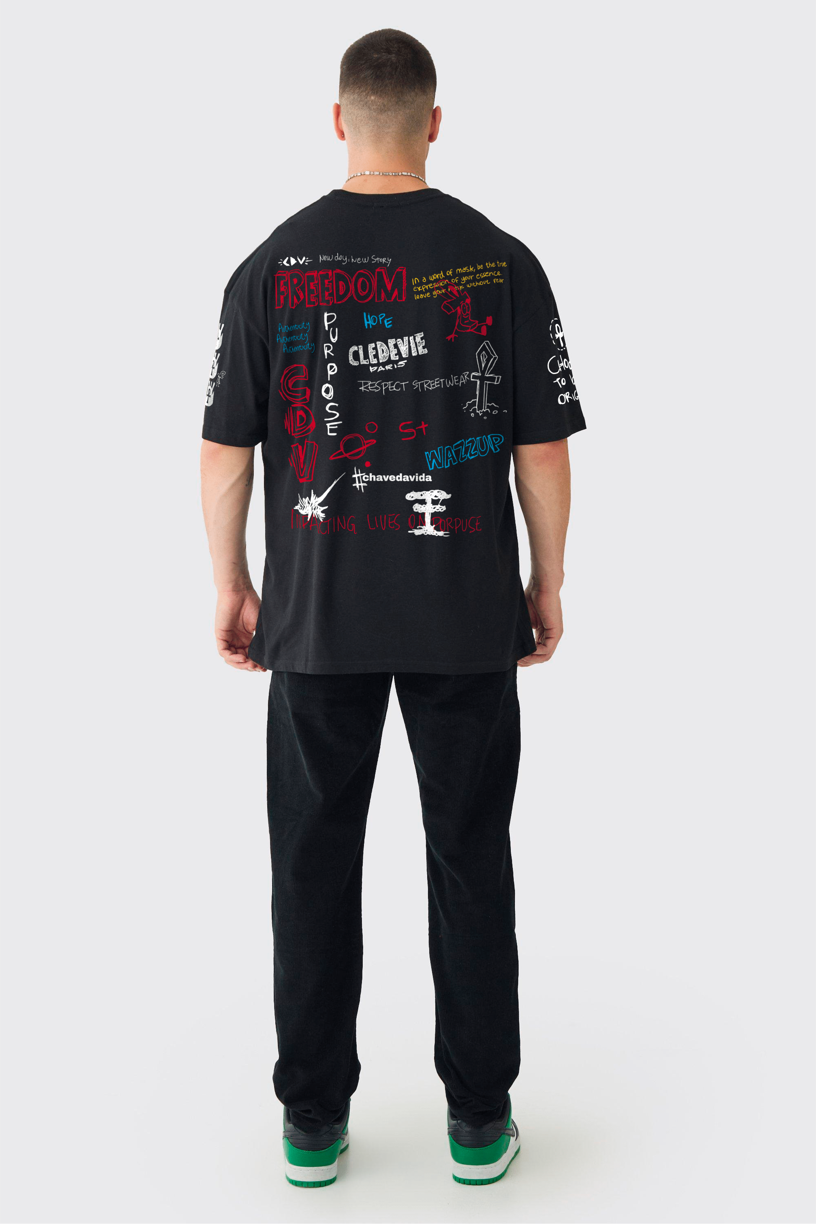 Camiseta Oversized Moletinho - Freedom