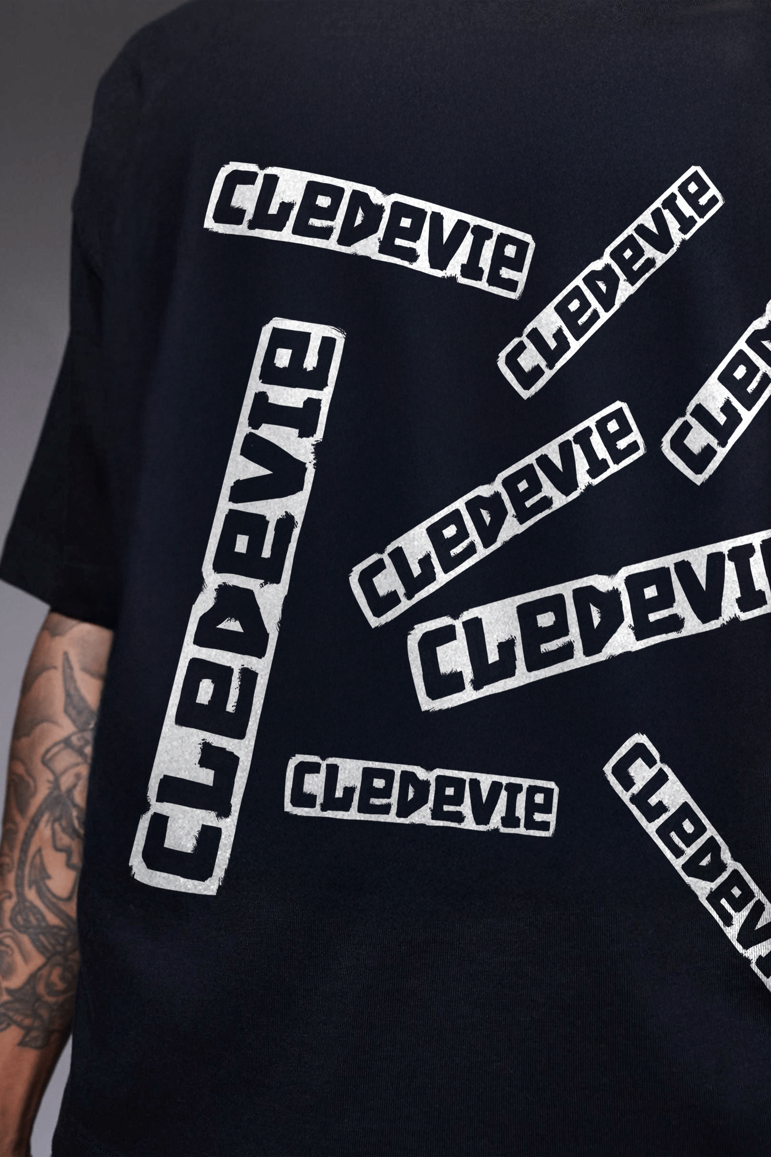 Camiseta Streetwear Cledevie - Frequency Ruptura
