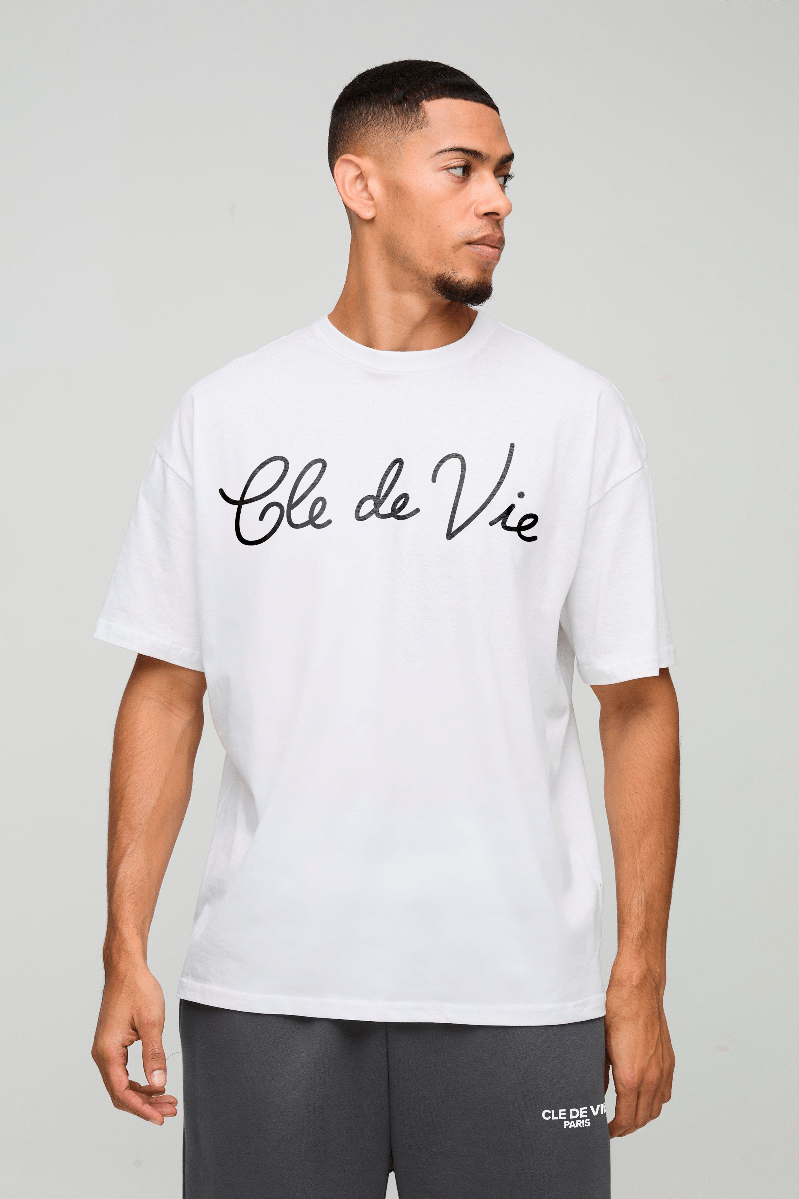 Camiseta Streetwear Cledevie - Ethereal Ruptura