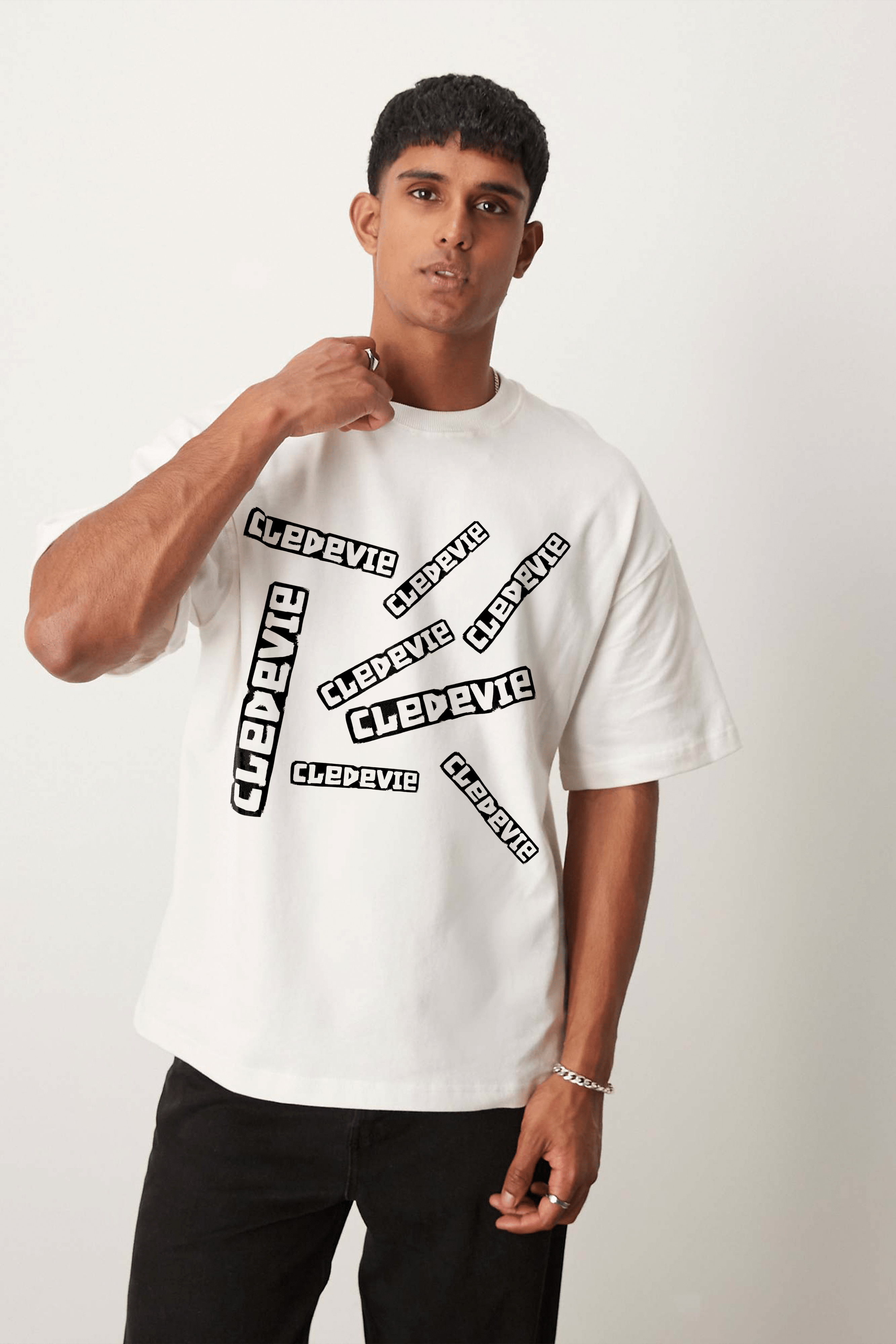 Camiseta Streetwear Cledevie - Frequency Ruptura