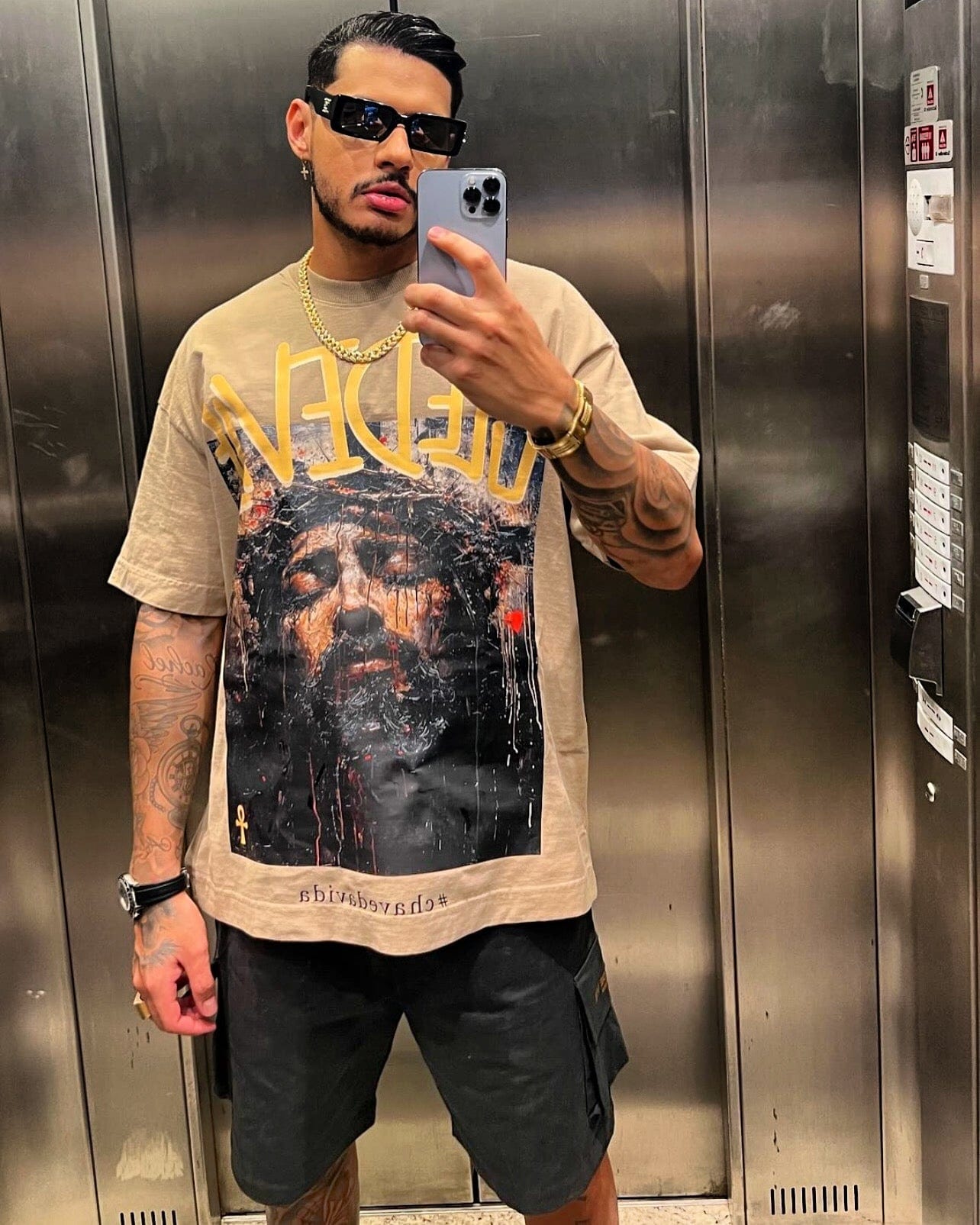 Camiseta Oversized - Cristo Art