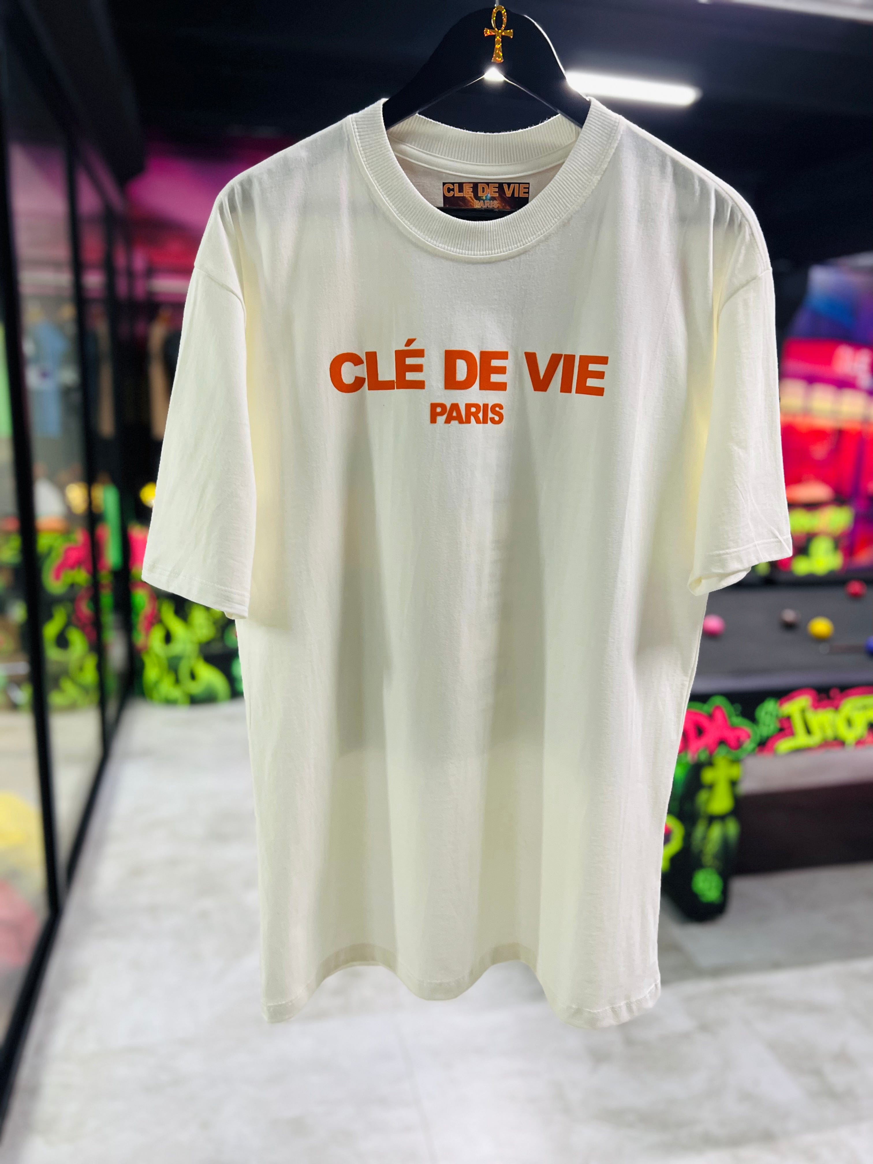 Camiseta Streetwear - Edição Limitada (Preta)