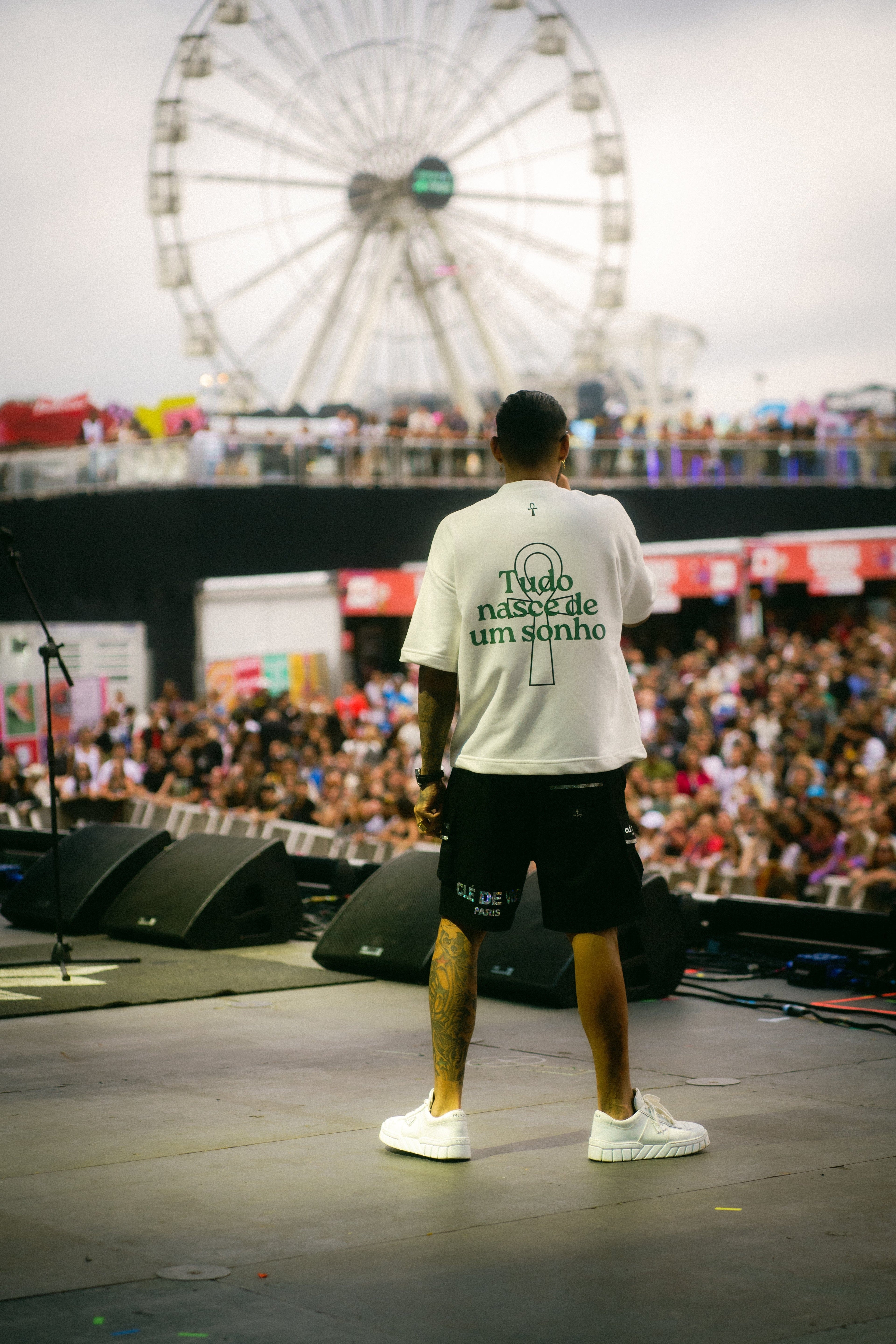 Camiseta Oversized Moletinho - Tudo Nasce De Um Sonho