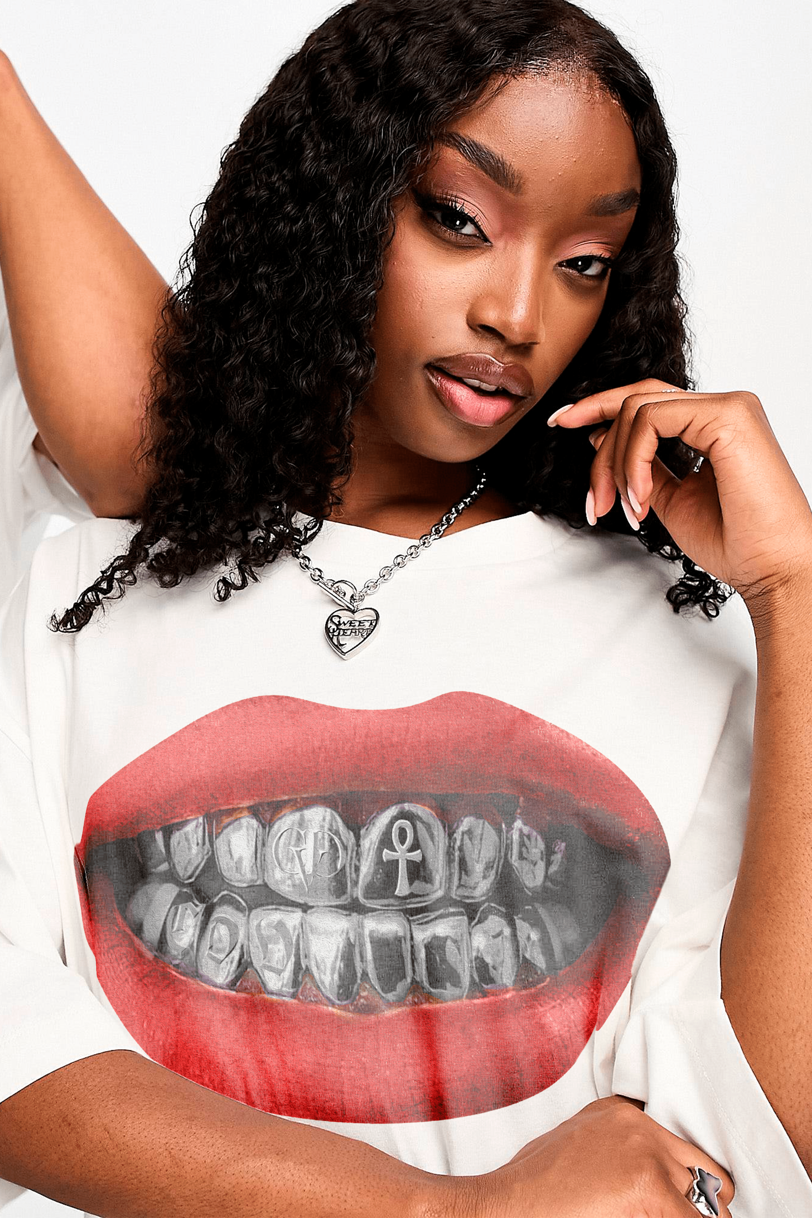 Camiseta Oversized - Sussurro