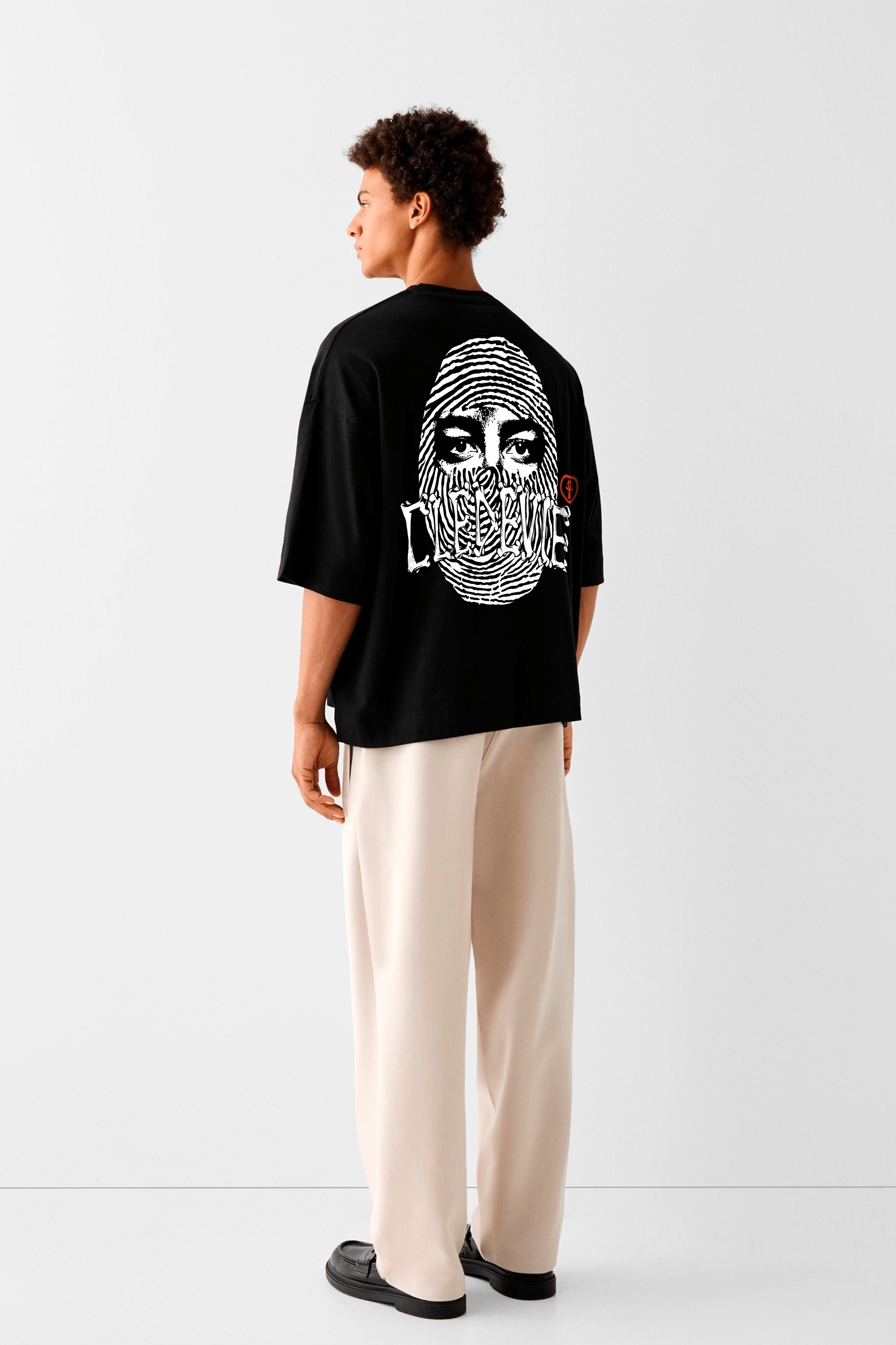 Camiseta Oversized Cledevie - Uncode Ruptura