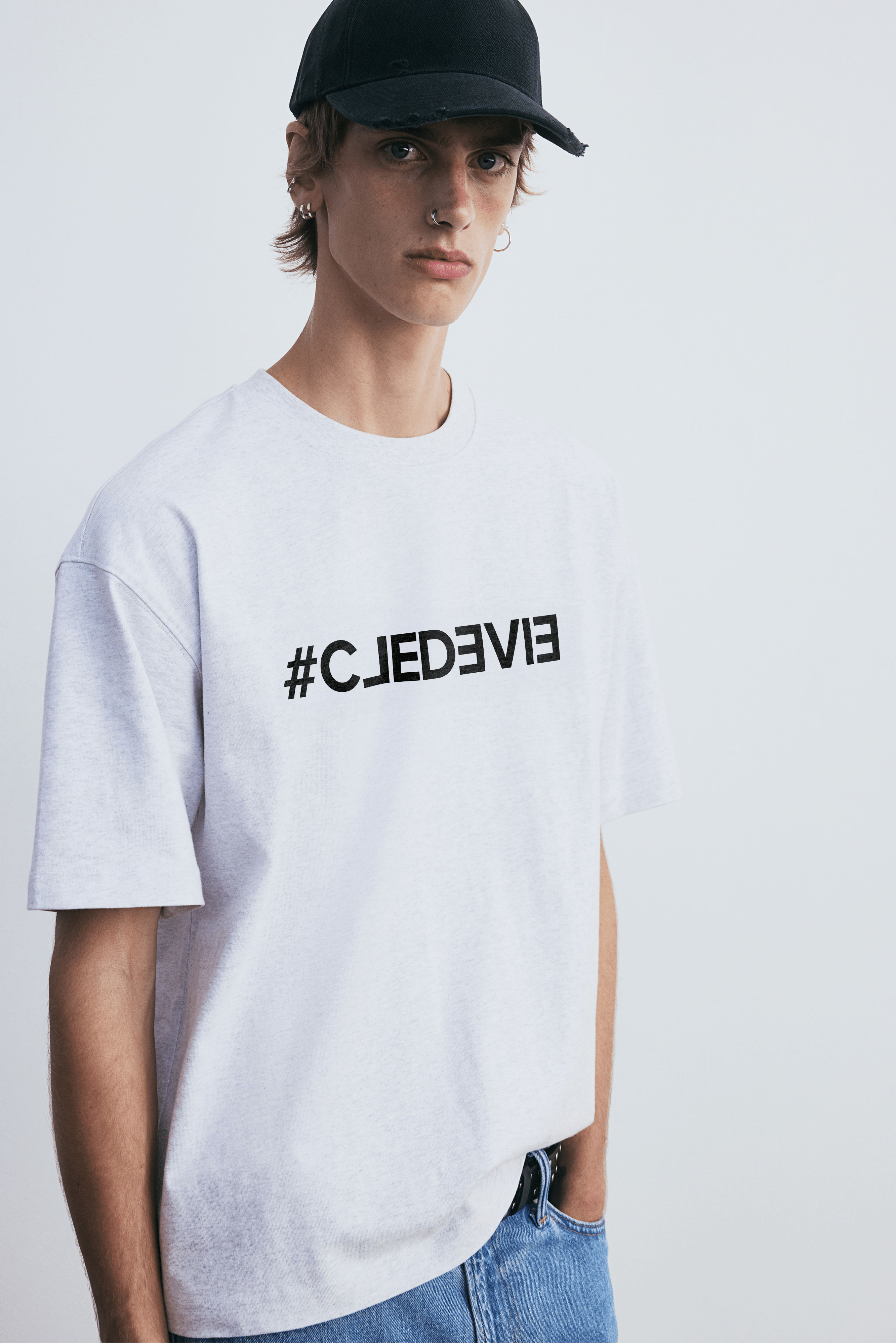 Camiseta Streetwear Cledevie - sinapes