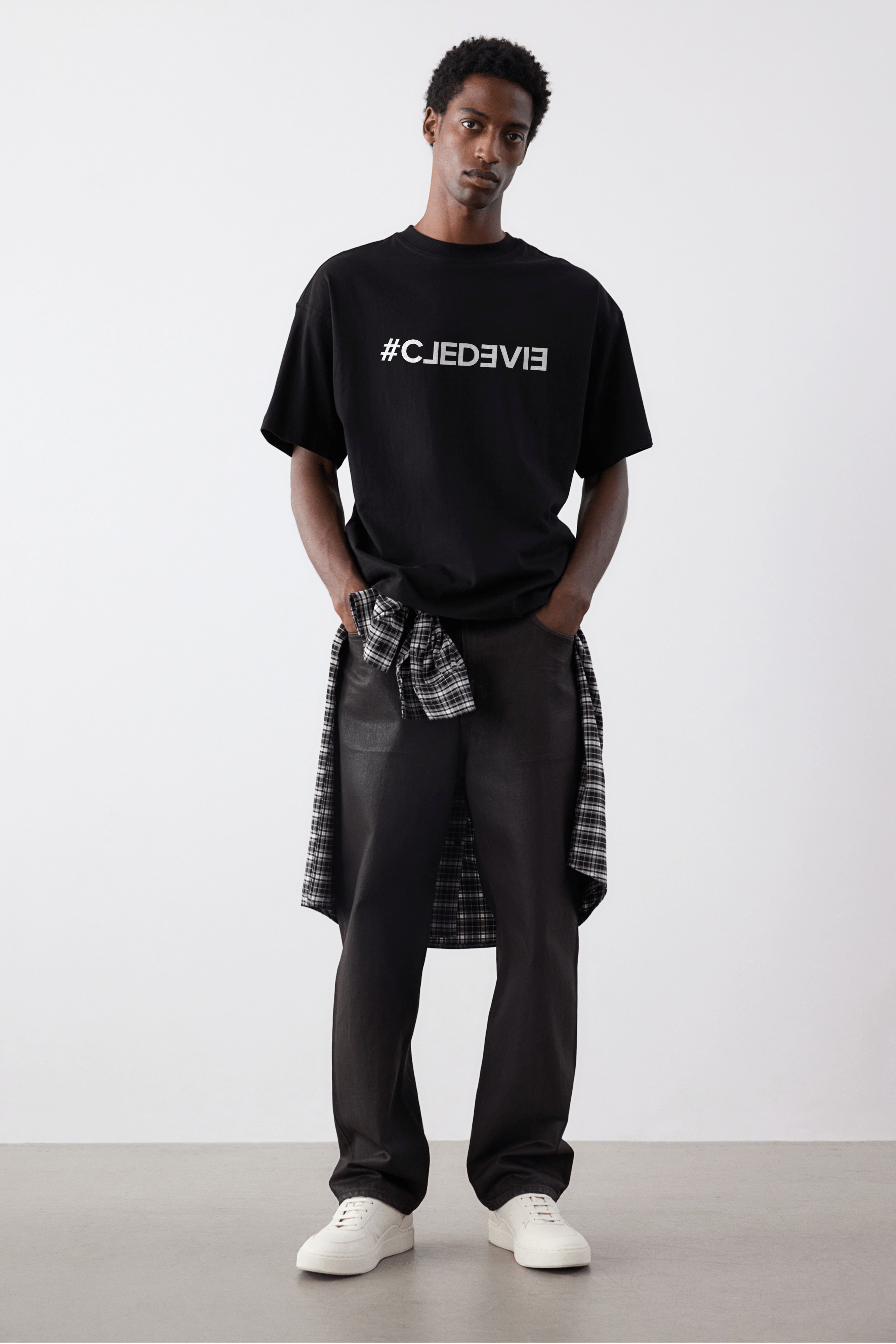 Camiseta Streetwear Cledevie - sinapes