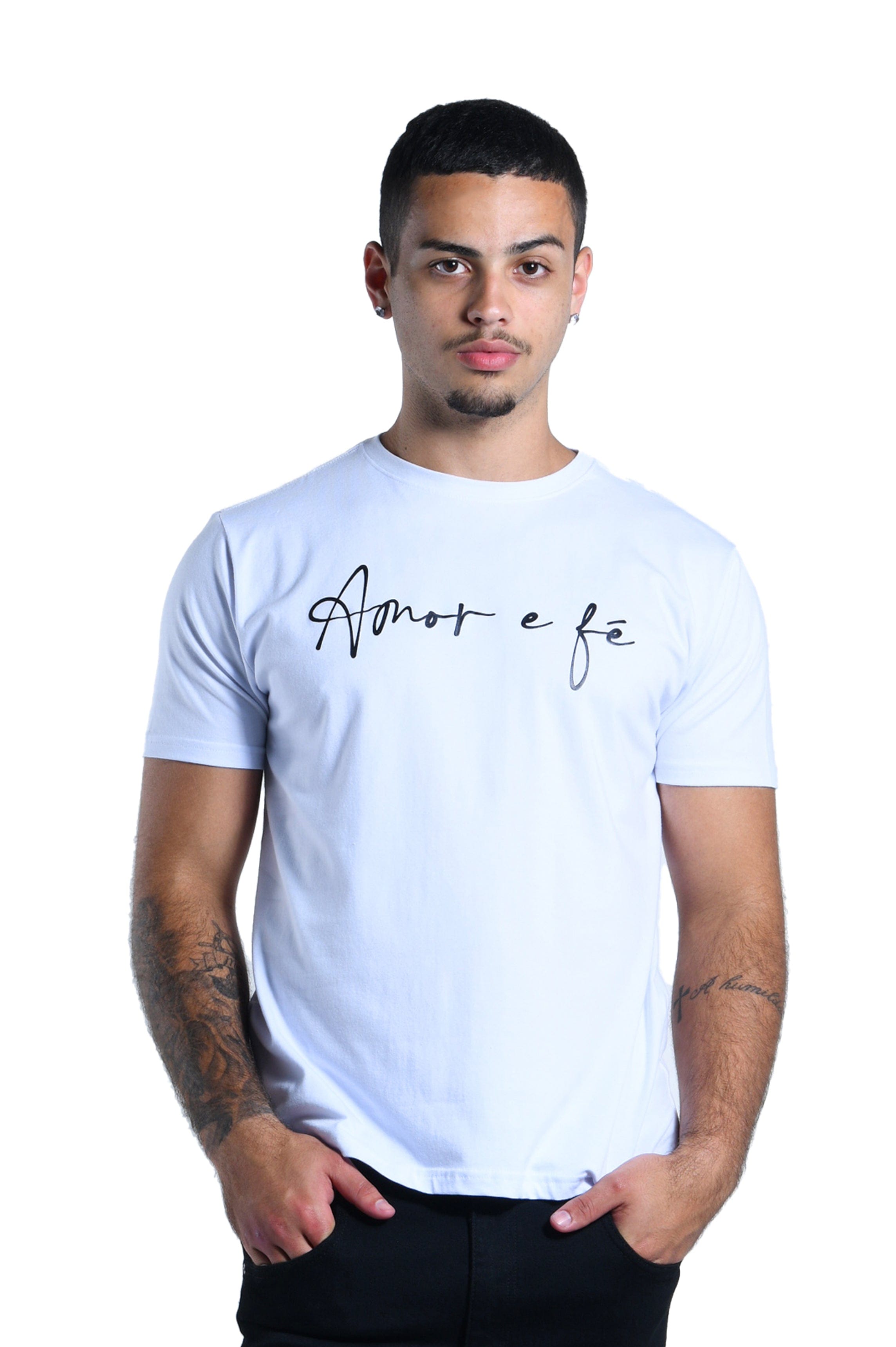 Camiseta Regular - Amor e Fé