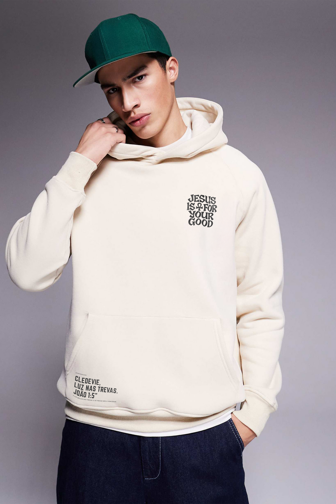 Moletom Capuz Oversized “Bondade” – Coleção Sinapse | Cledevie Paris